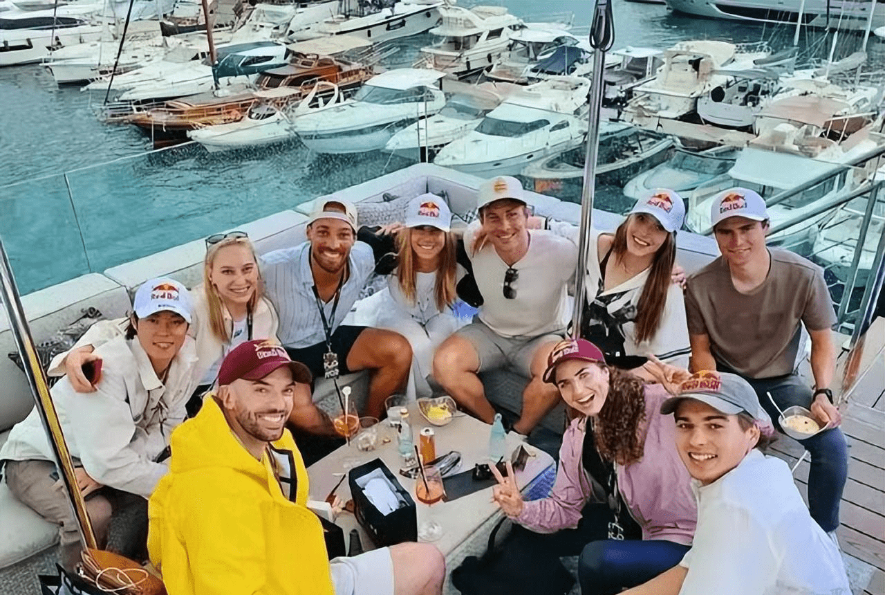 摩纳哥训练开放日;国际比赛日防线松动引欢呼;意大利杯在即;球探报告显示潜力(中国摩纳哥建交30周年)-LCK赛事竞猜